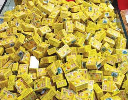 这3种被包装耽误收益的零食，设计师怎么想的，网友 好吃的是散装食品